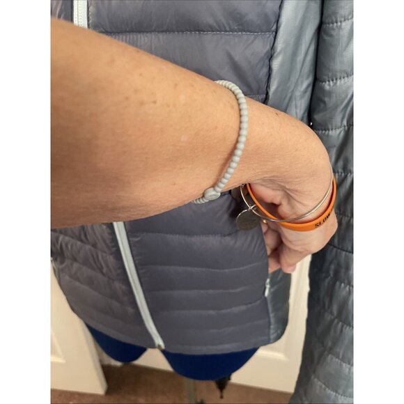 Quechua DECATHLON Women’s Blue DOWN Puffer Jacket Coat Sz S Zip Thin But Warm‎ - Picture 5 of 16